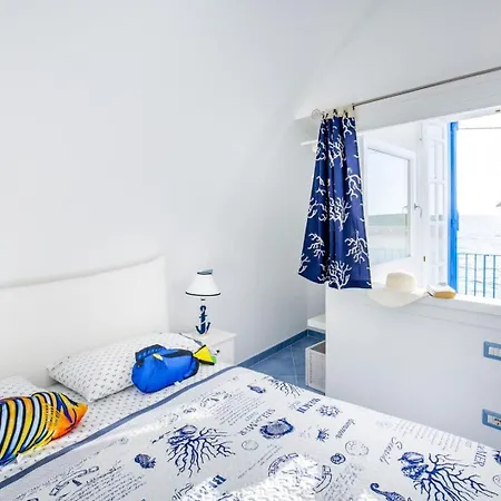 בית נופש De Vivo Realty - Blue Angels Relais *