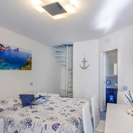 Blue Angels Relais - De Vivo Realty Di Sorrento Meta